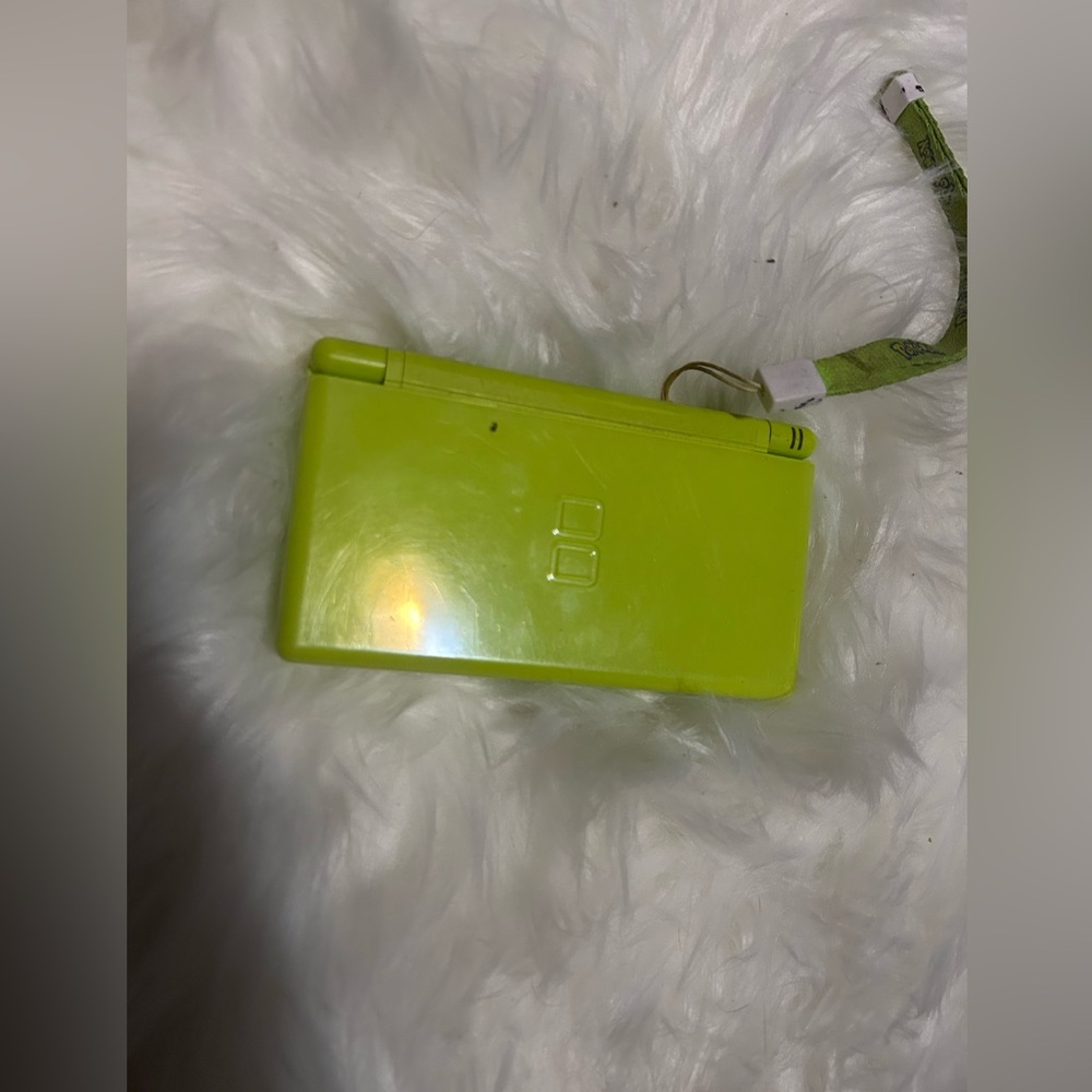 Lime green Nintendo DS lite TESTED WORKS